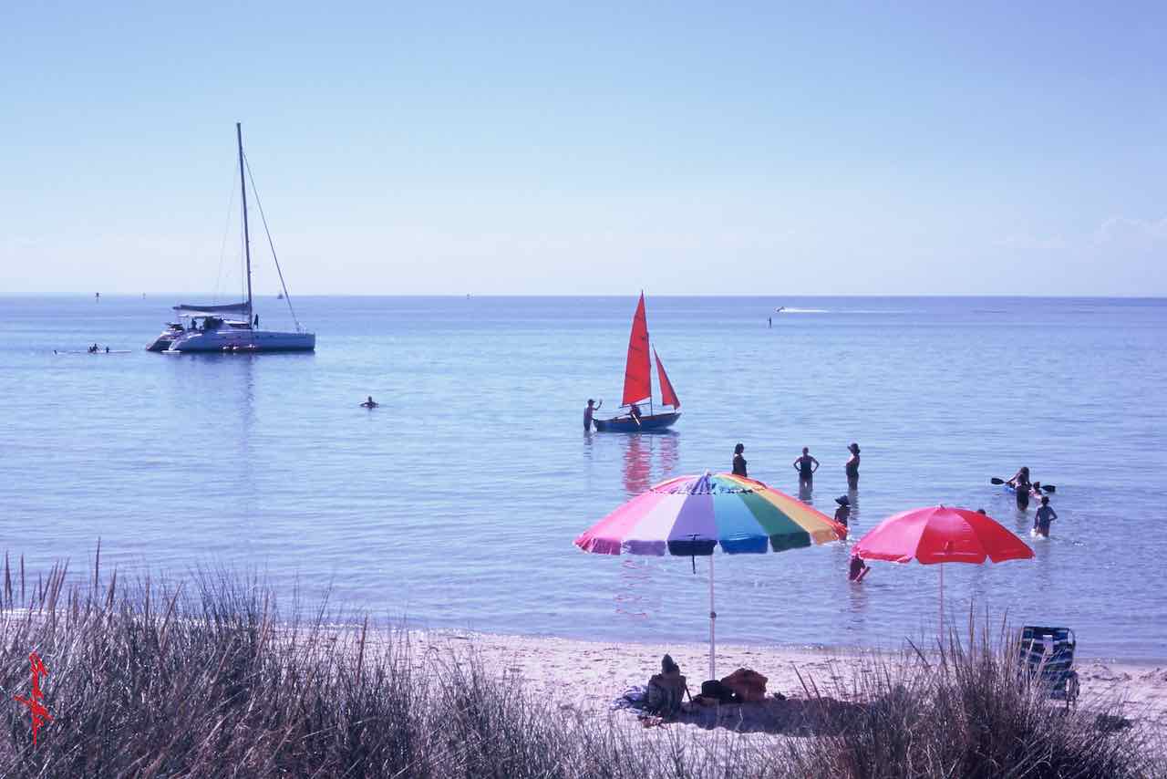 'No Star Resort' 72cm x 48cm Poster Print